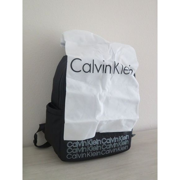 Calvin Klein H1GKECT3 Unisex Large Black Signature Ombre Nylon Backpack $160 - Picture 12 of 12